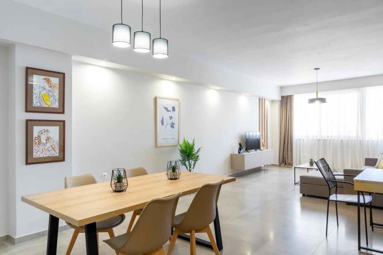 Divine 2Br Apartment In The Heart Of Афіни Екстер'єр фото
